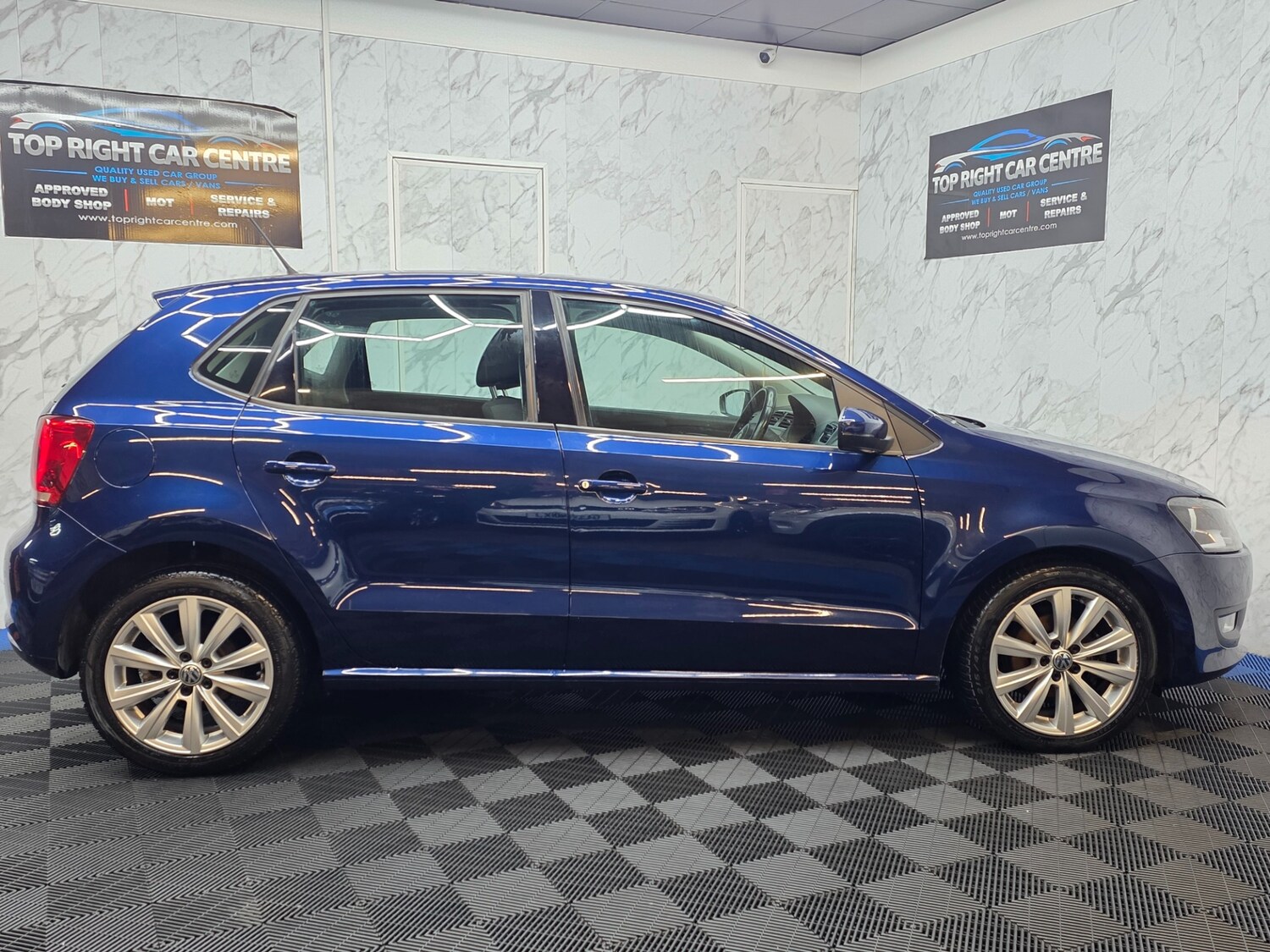 Used Volkswagen Polo 2014 for sale - 77833832: Photo 9