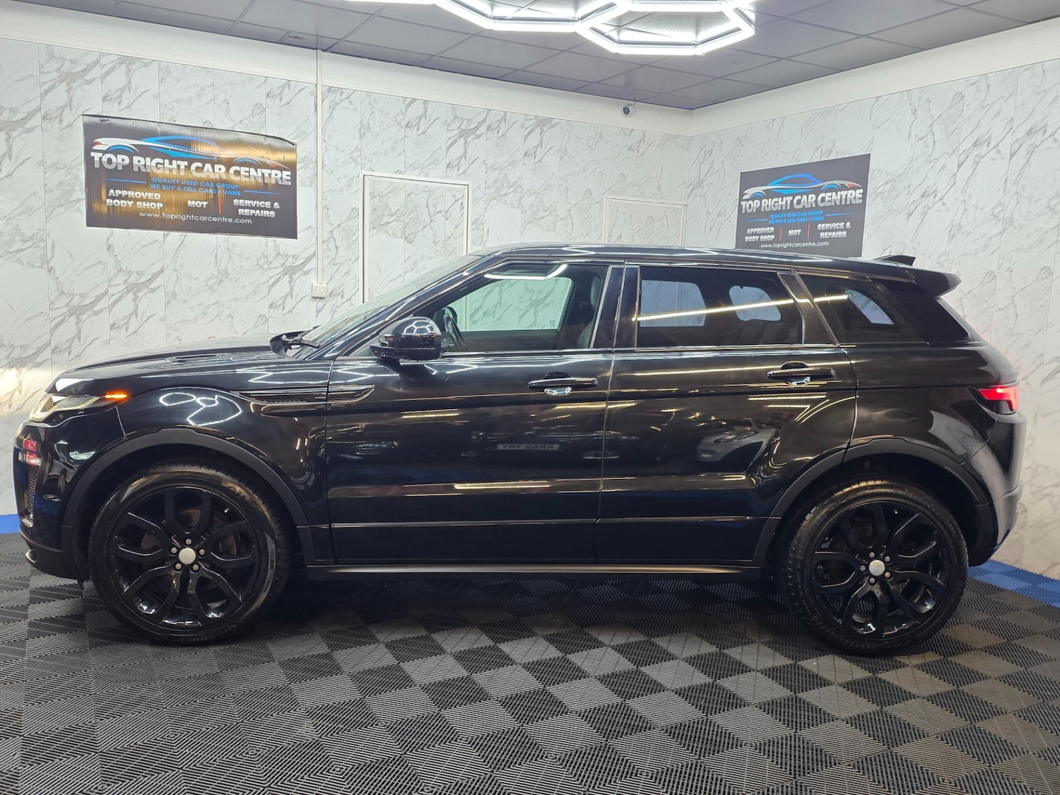 Used Land Rover Range Rover Evoque 2018 for sale - 77798053: Photo 11