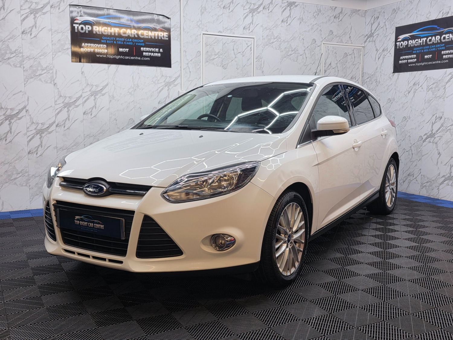 Used Ford Focus 2013 for sale - 77059170: Photo 5
