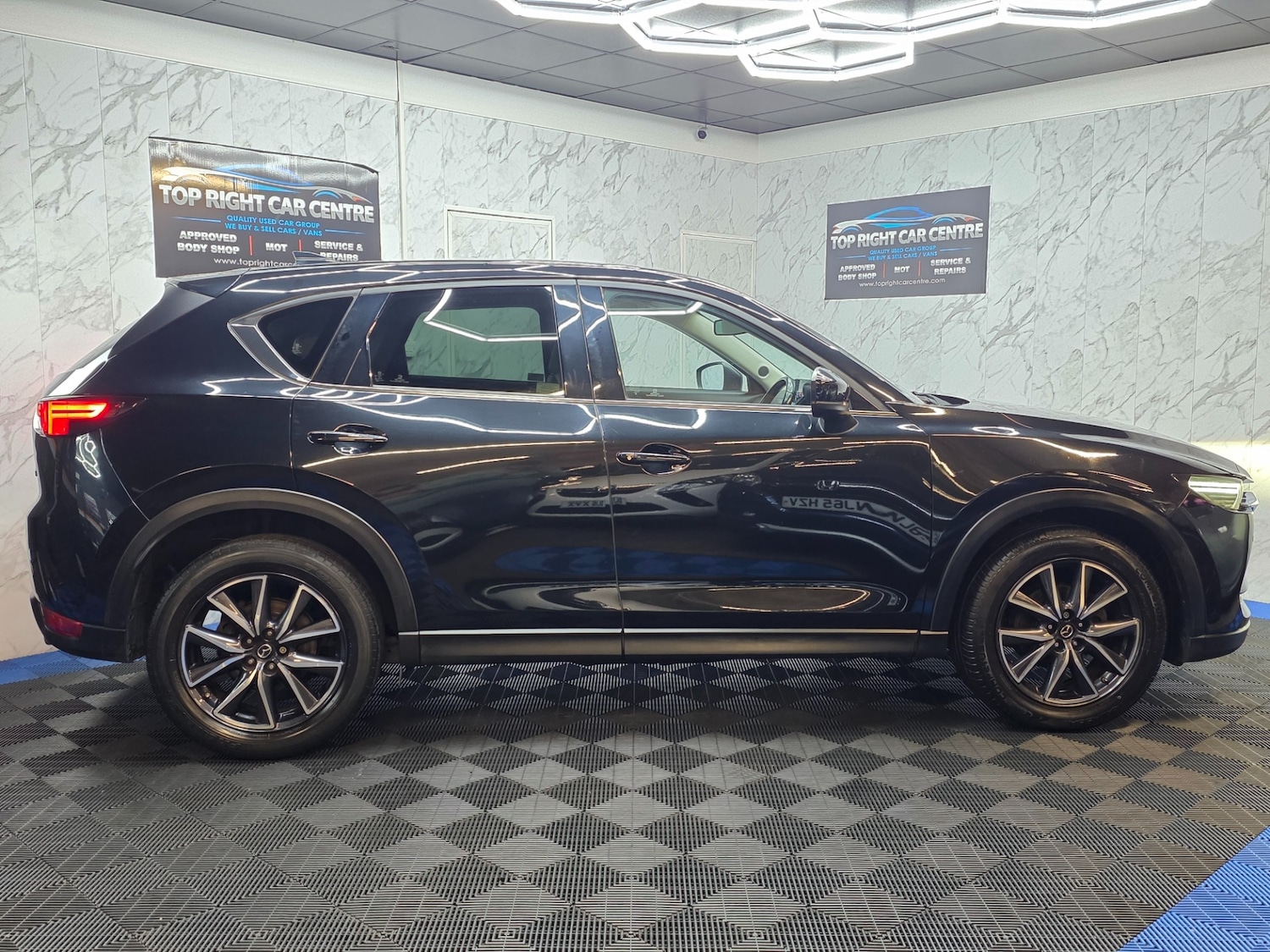 Used Mazda CX-5 2018 for sale - 78141101: Photo 9