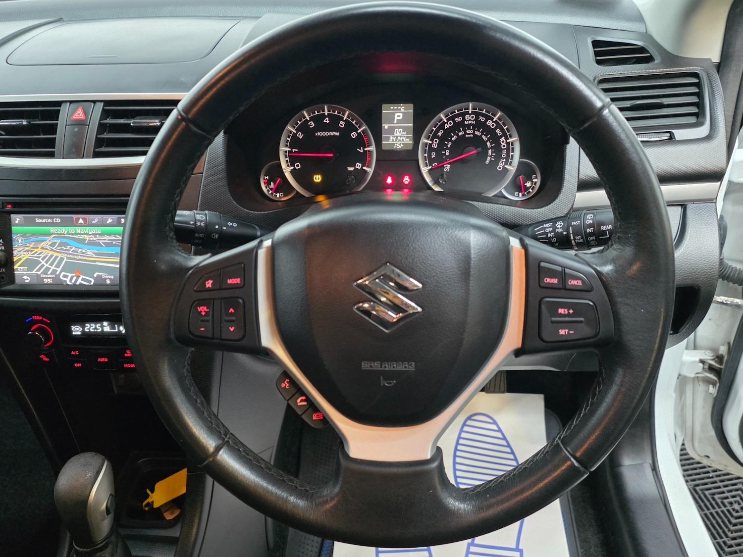 Used Suzuki Swift 2015 for sale - 76596086: Photo 12