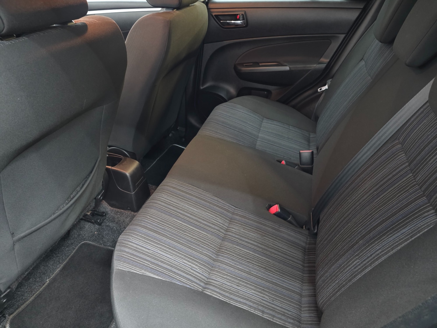 Used Suzuki Swift 2015 for sale - 76596086: Photo 19