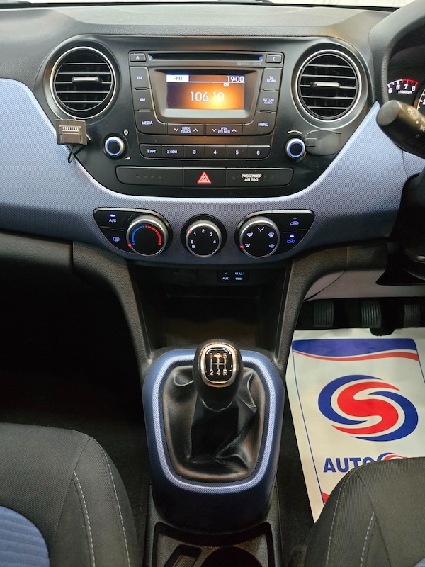 Used Hyundai i10 2014 for sale - 76142705: Photo 14
