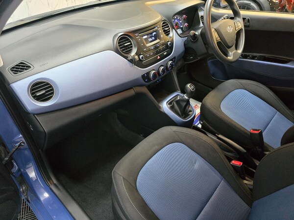 Used Hyundai i10 2014 for sale - 76142705: Photo 15