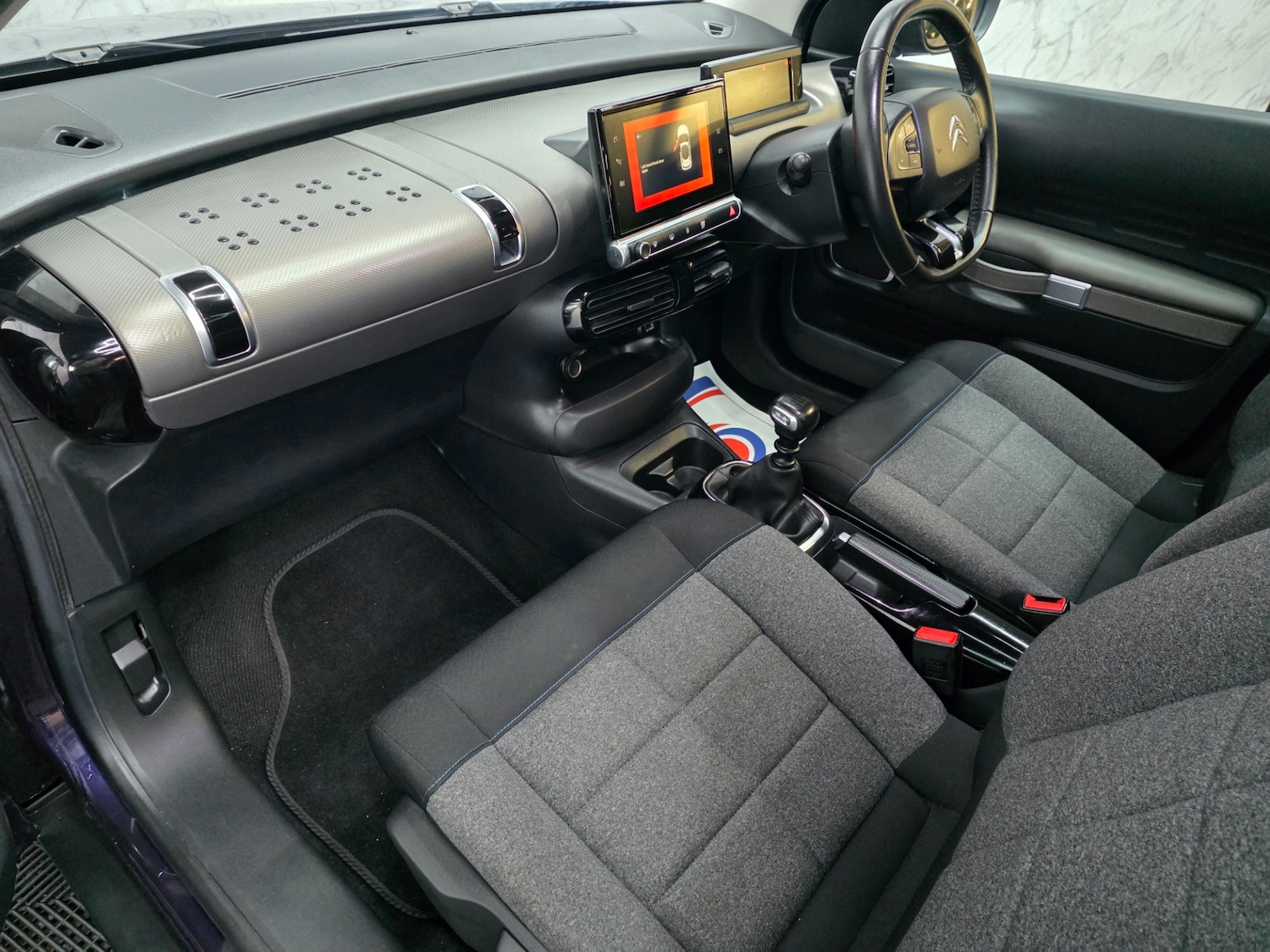 Used Citroen C4 Cactus 2018 for sale - 77812935: Photo 15