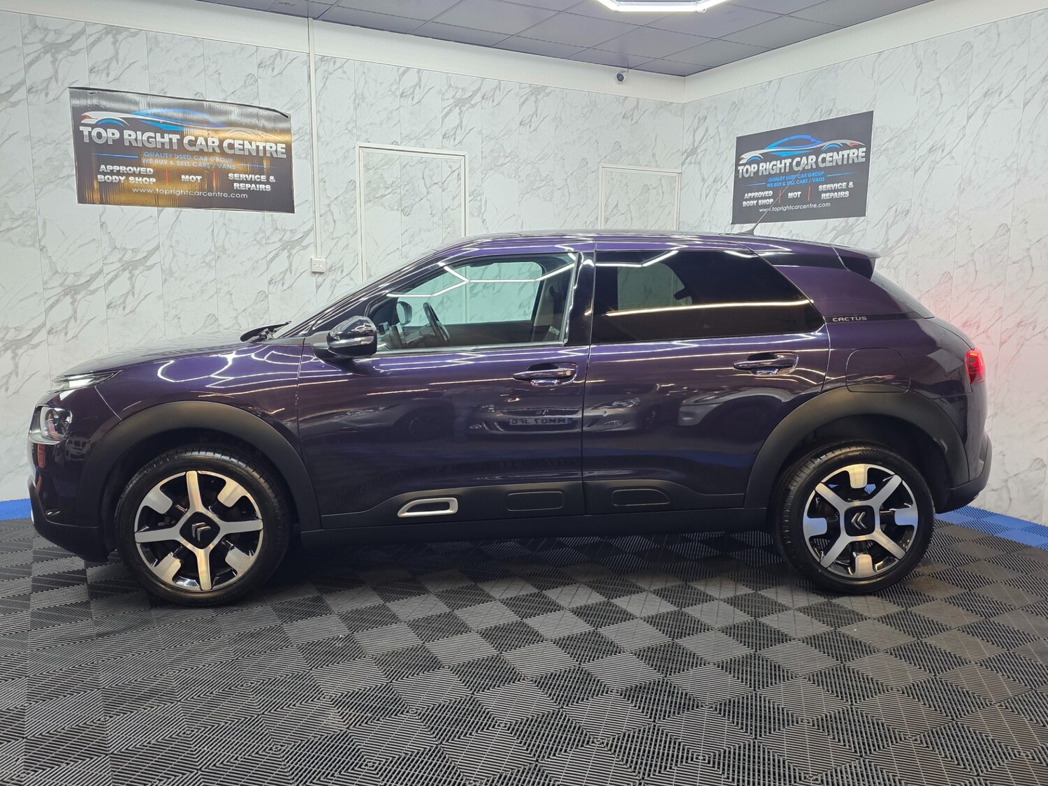 Used Citroen C4 Cactus 2018 for sale - 77812935: Photo 9