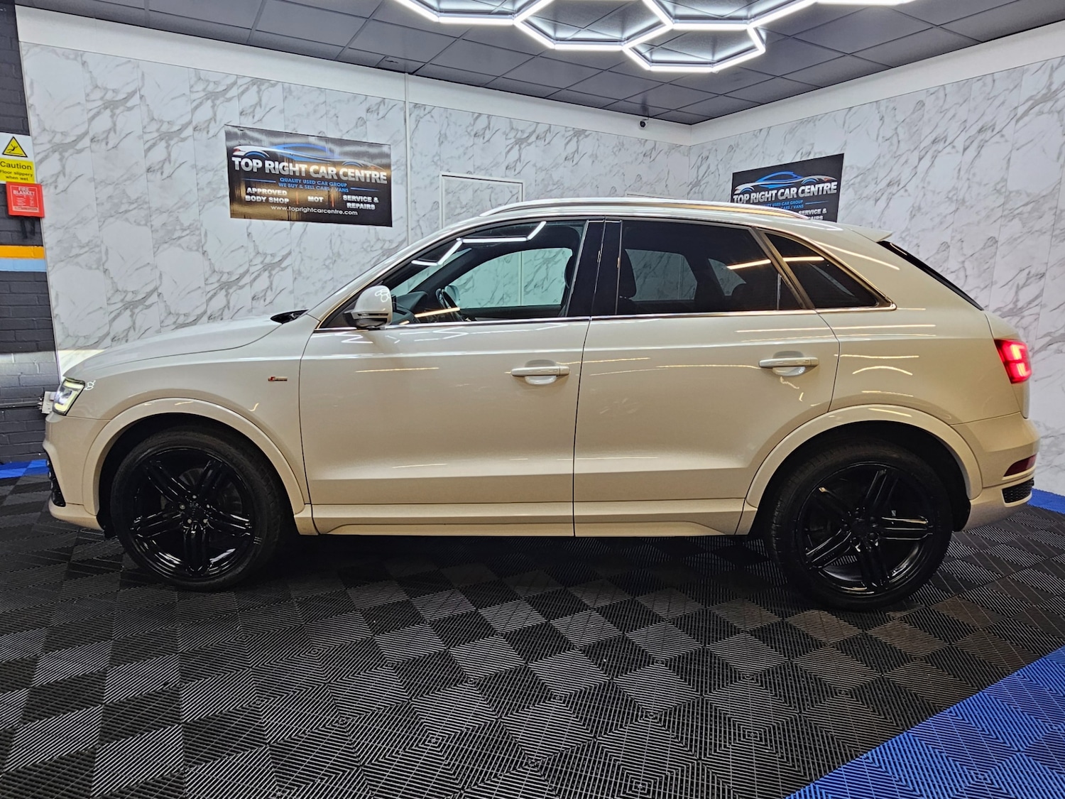 Used Audi Q3 2015 for sale - 77113314: Photo 11