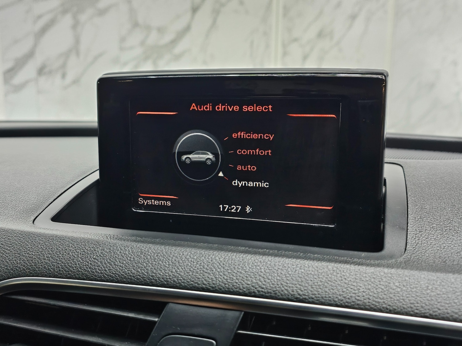 Used Audi Q3 2015 for sale - 77113314: Photo 20