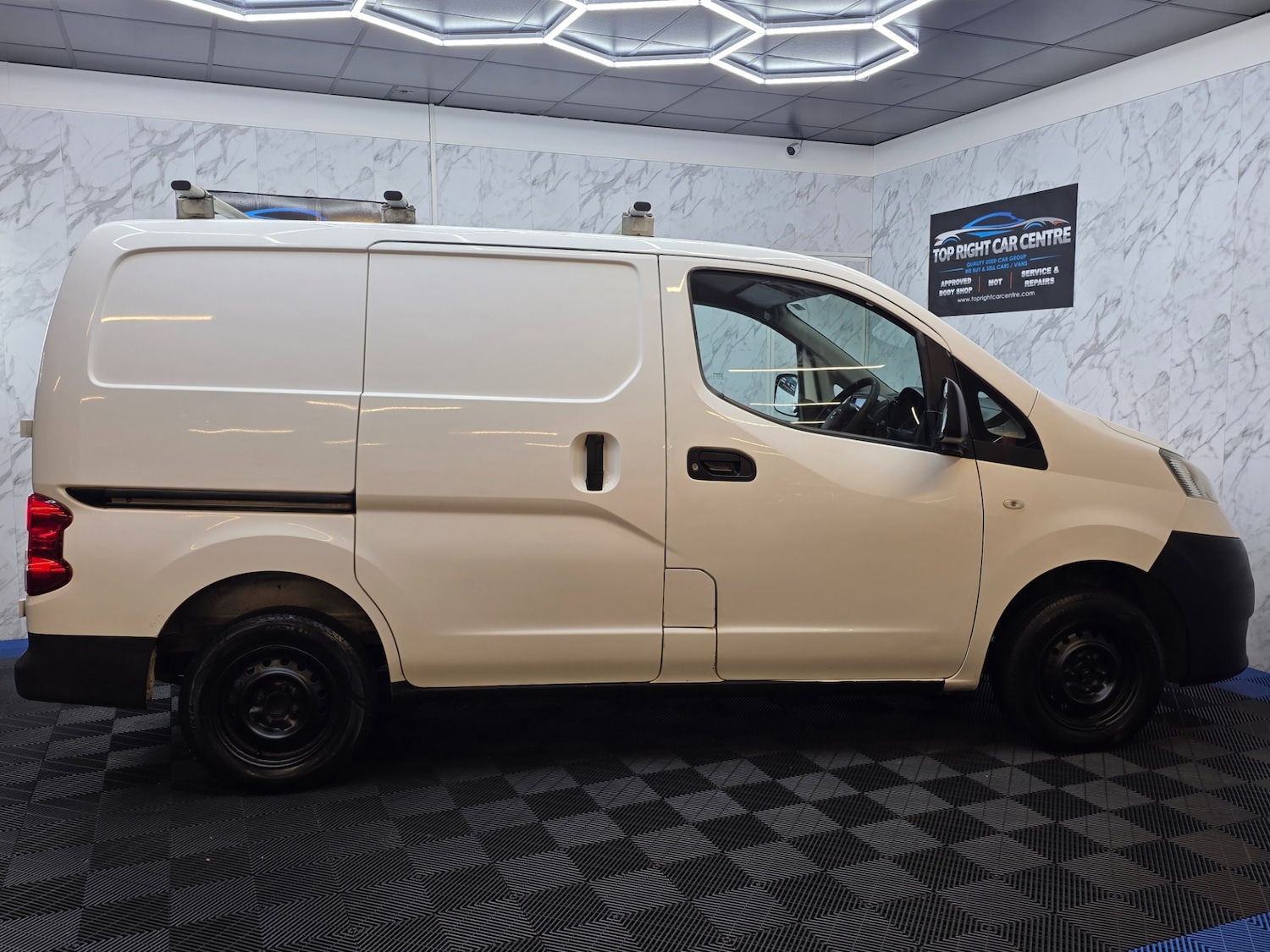 Used Nissan NV200 2011 for sale - 77166173: Photo 11