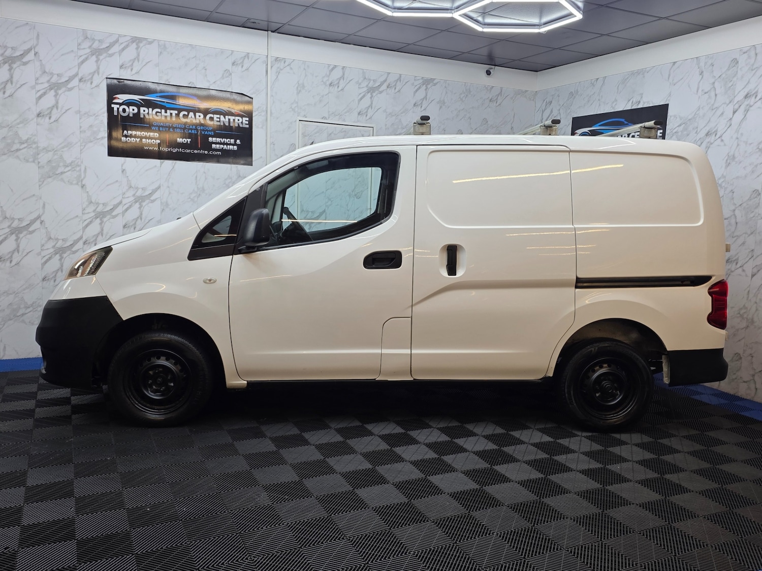 Used Nissan NV200 2011 for sale - 77166173: Photo 9