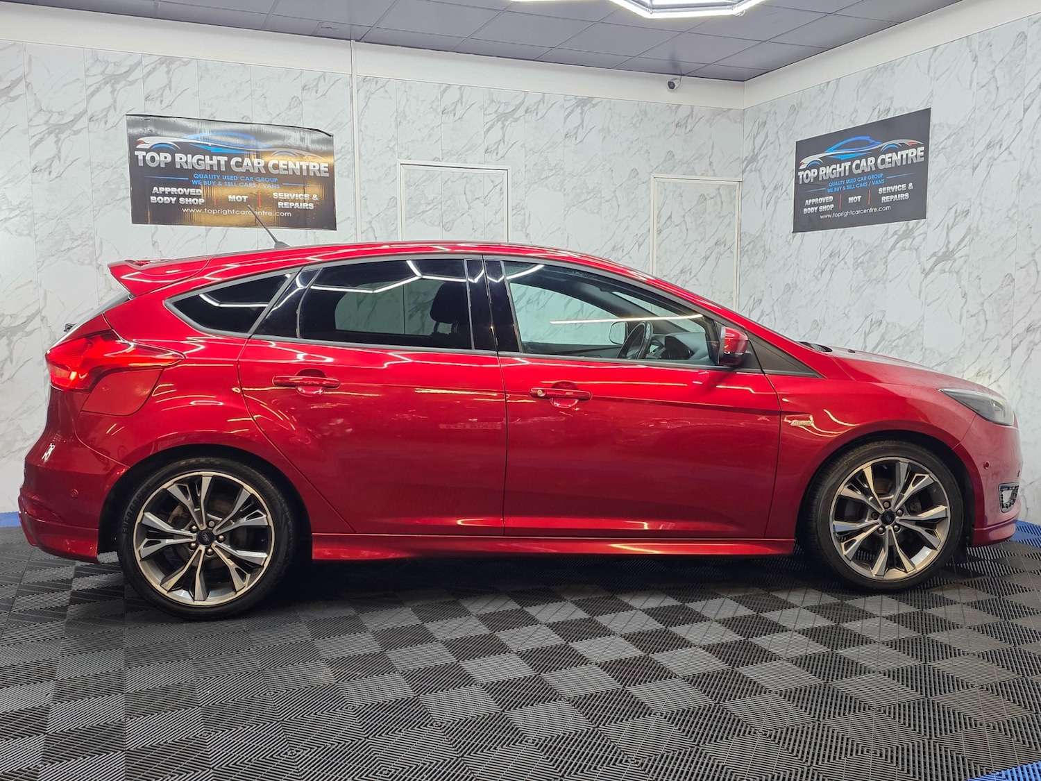 Used Ford Focus 2017 for sale - 77145897: Photo 11