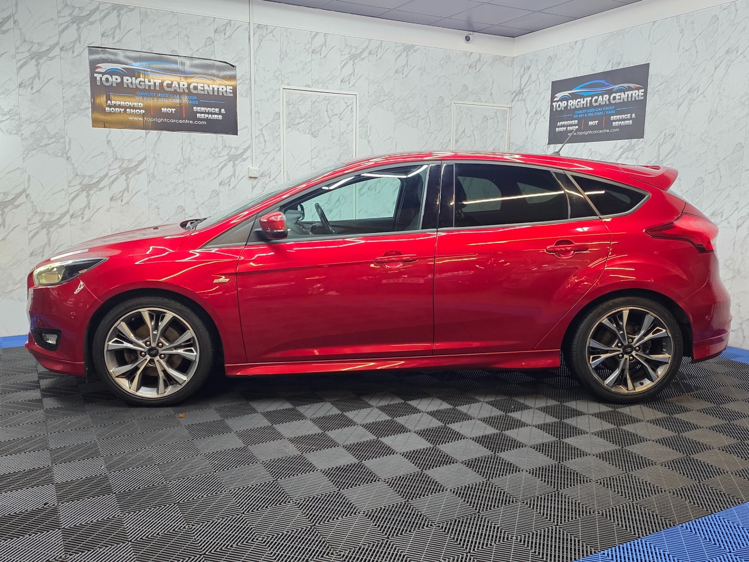 Used Ford Focus 2017 for sale - 77145897: Photo 9