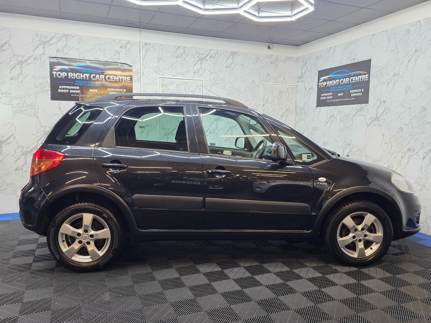 Used Suzuki SX4 2011 for sale - 77797035: Photo 9