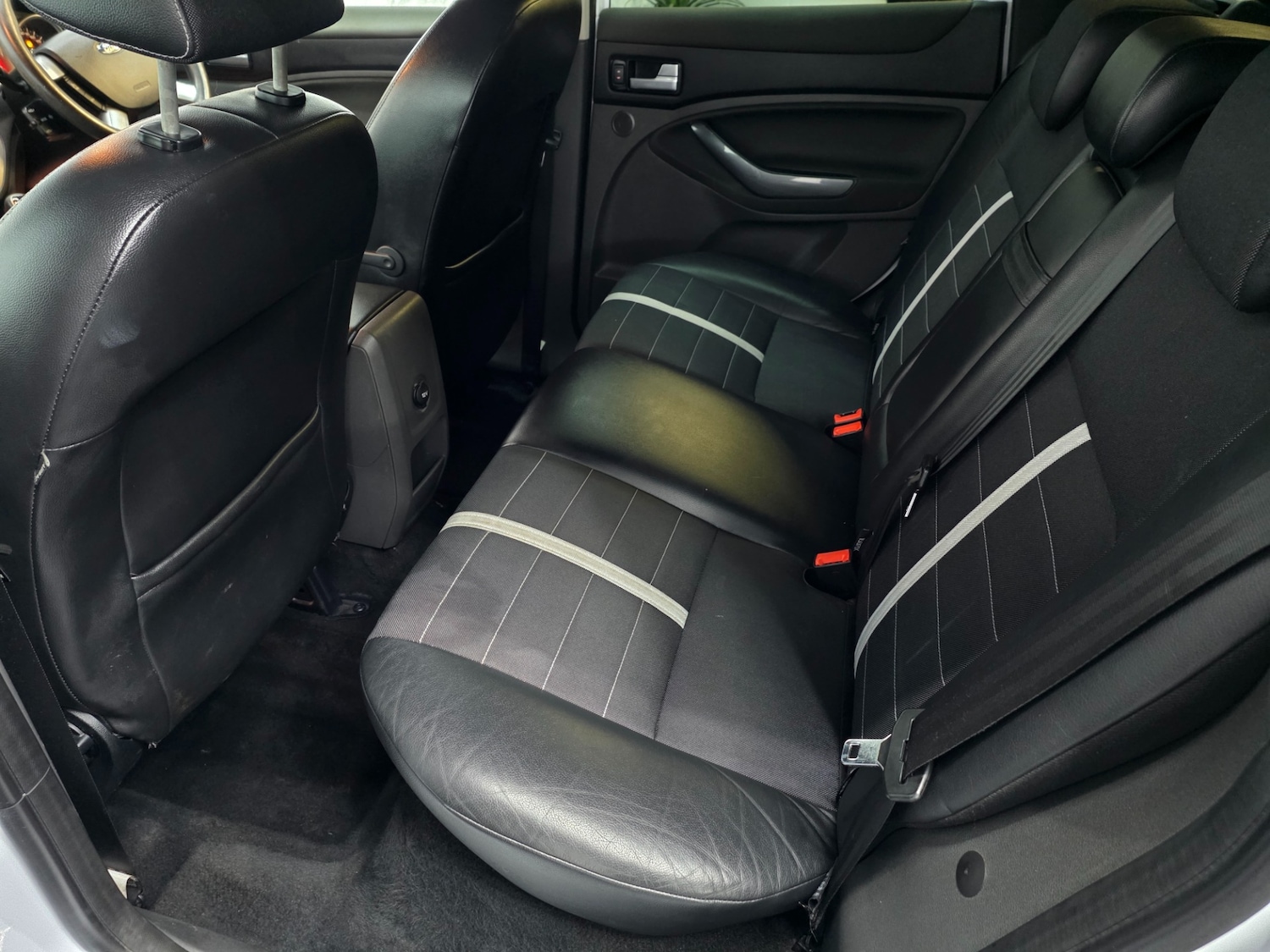 Used Ford Kuga 2011 for sale - 77844805: Photo 18