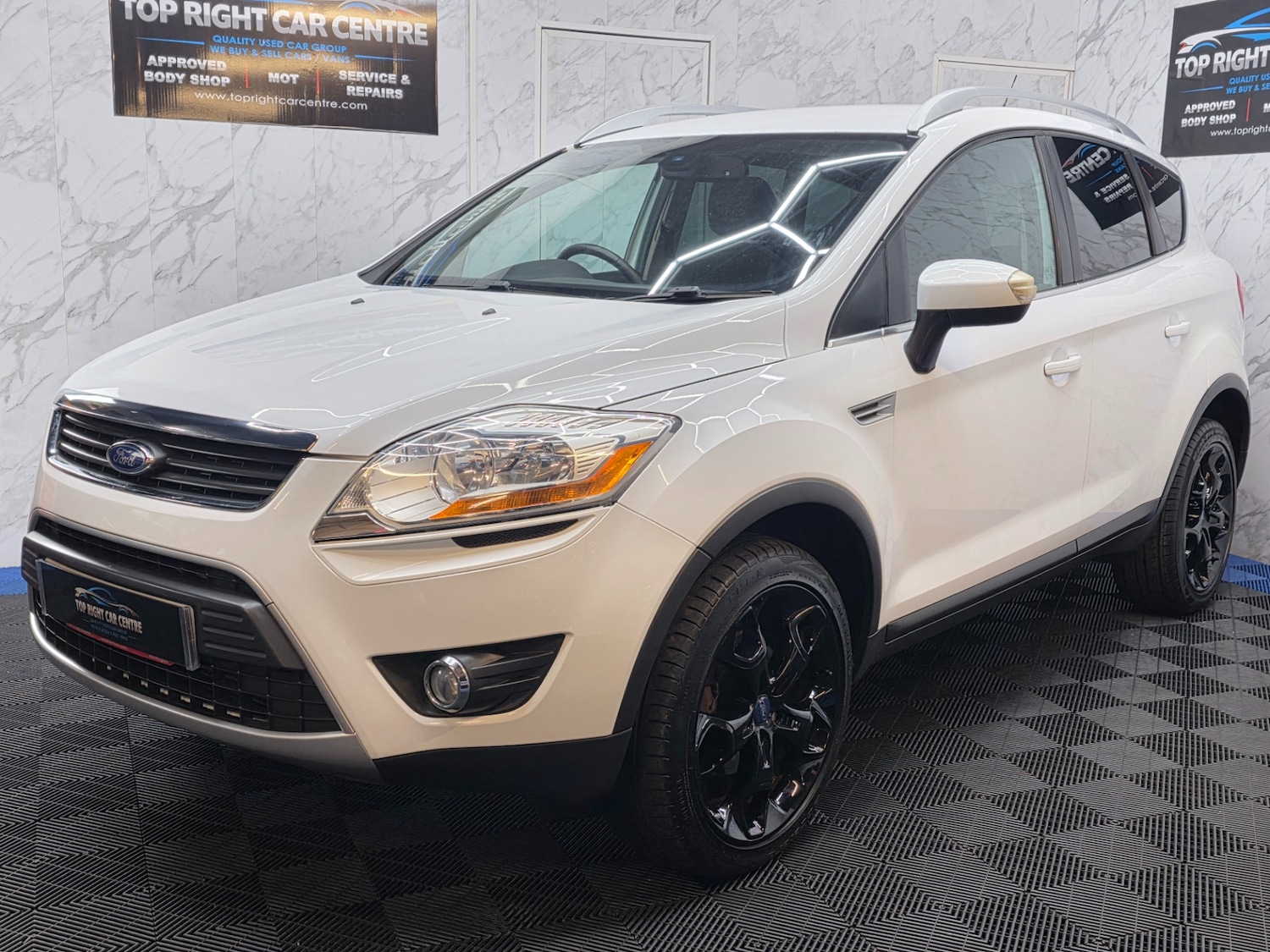 Used Ford Kuga 2011 for sale - 77844805: Photo 5