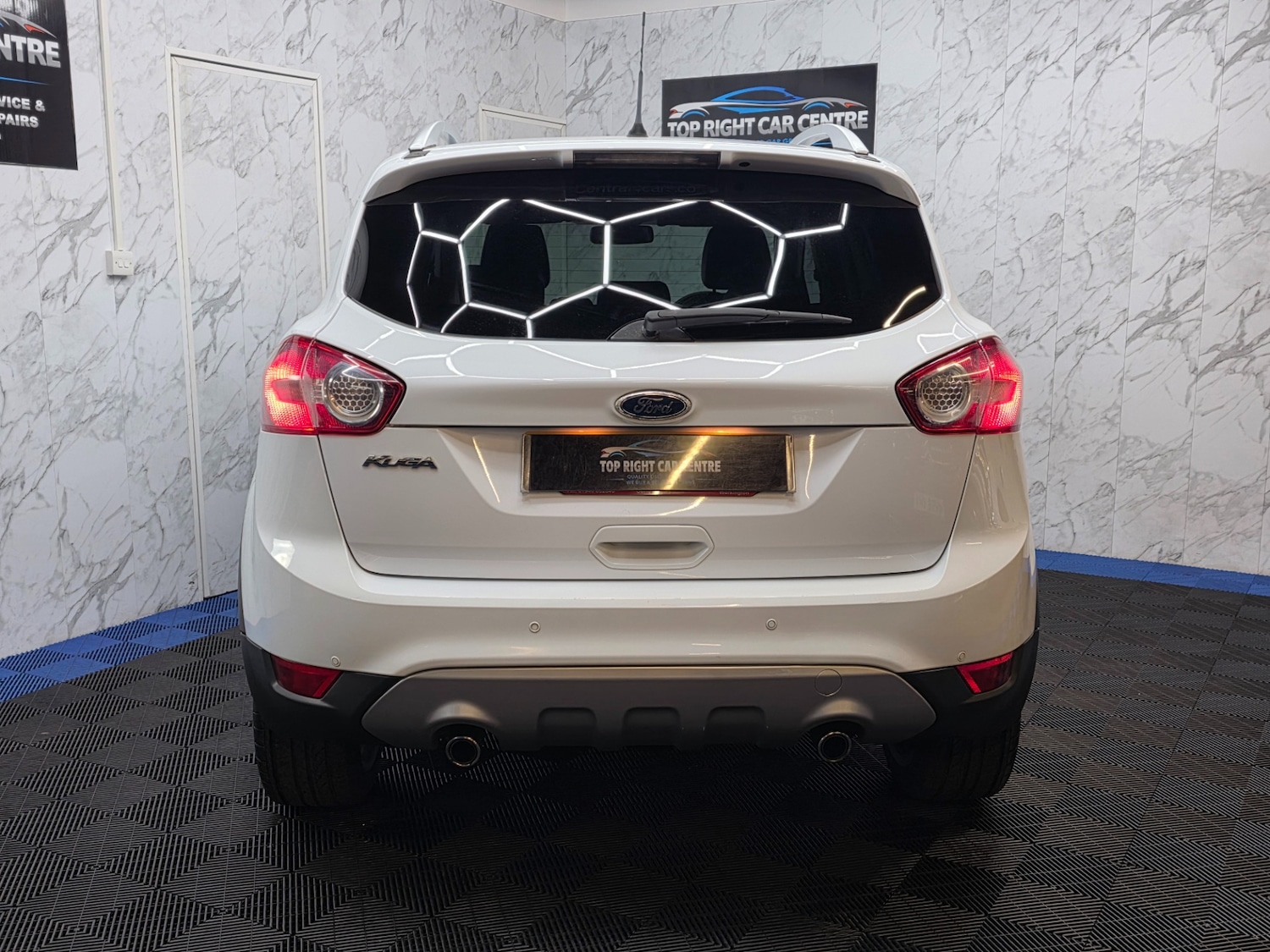 Used Ford Kuga 2011 for sale - 77844805: Photo 6