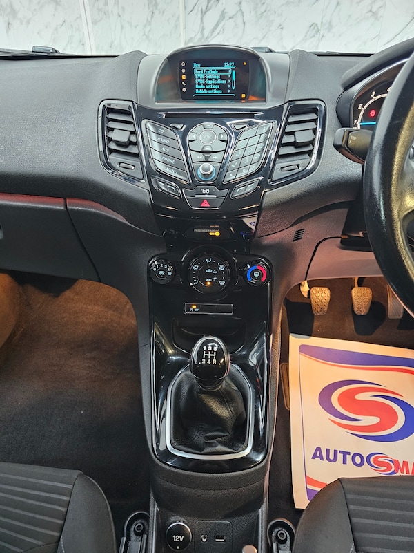 Used Ford Fiesta 2015 for sale - 74971154: Photo 13