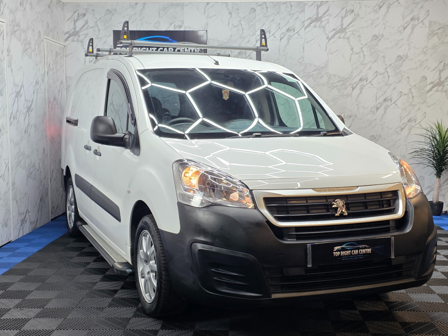 Used Peugeot Partner 2018 for sale - 76669892: Photo 1