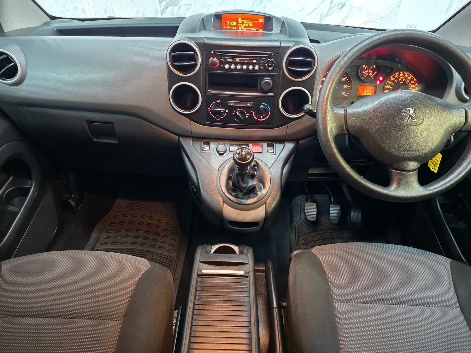 Used Peugeot Partner 2018 for sale - 76669892: Photo 15