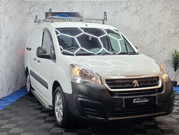 Used Peugeot Partner 2018 for sale - 76669892: Photo
