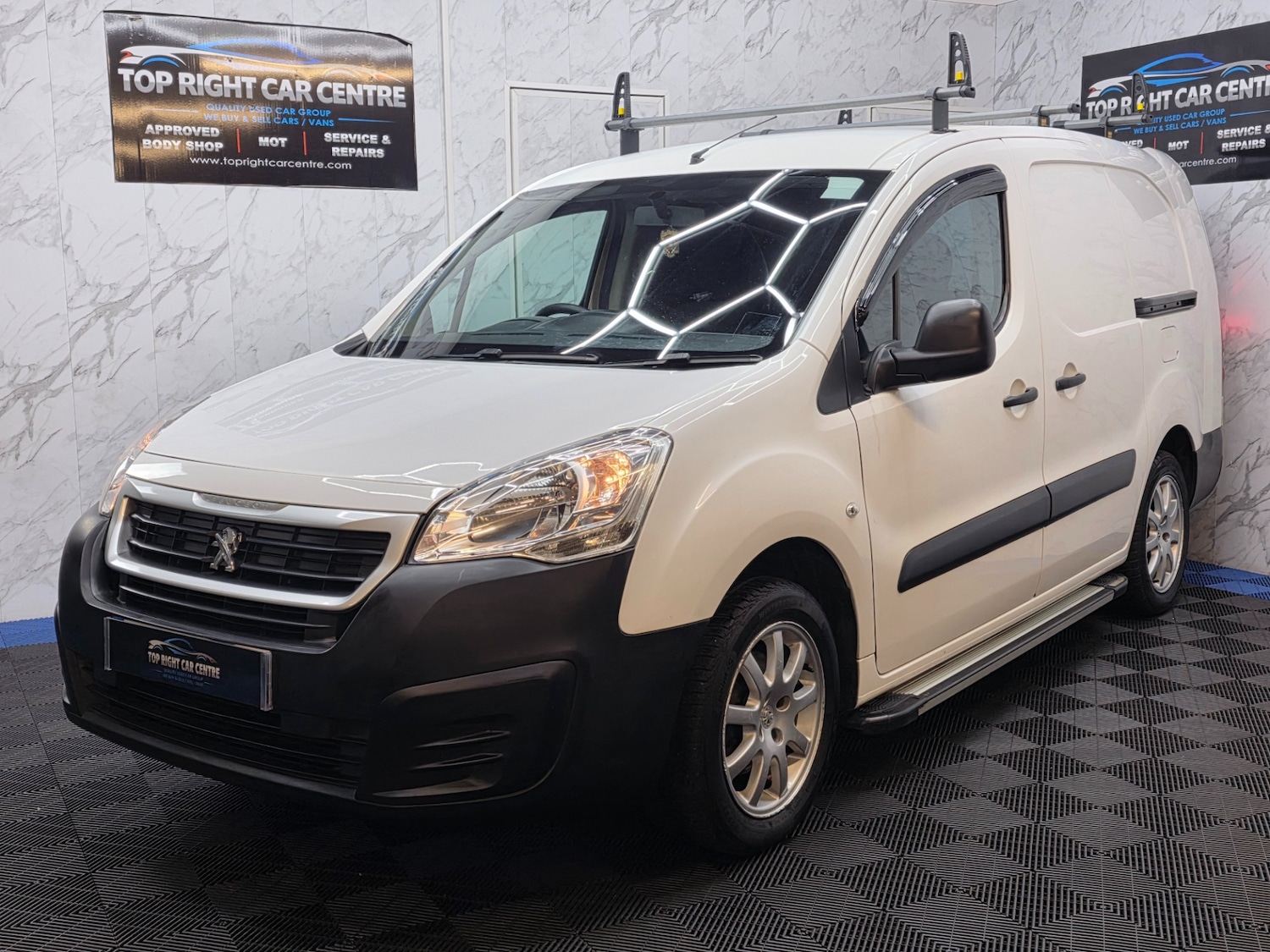 Used Peugeot Partner 2018 for sale - 76669892: Photo 5