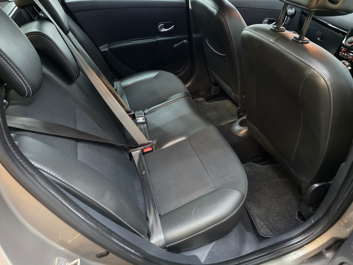 Used Renault Clio 2012 for sale - 77648234: Photo 20