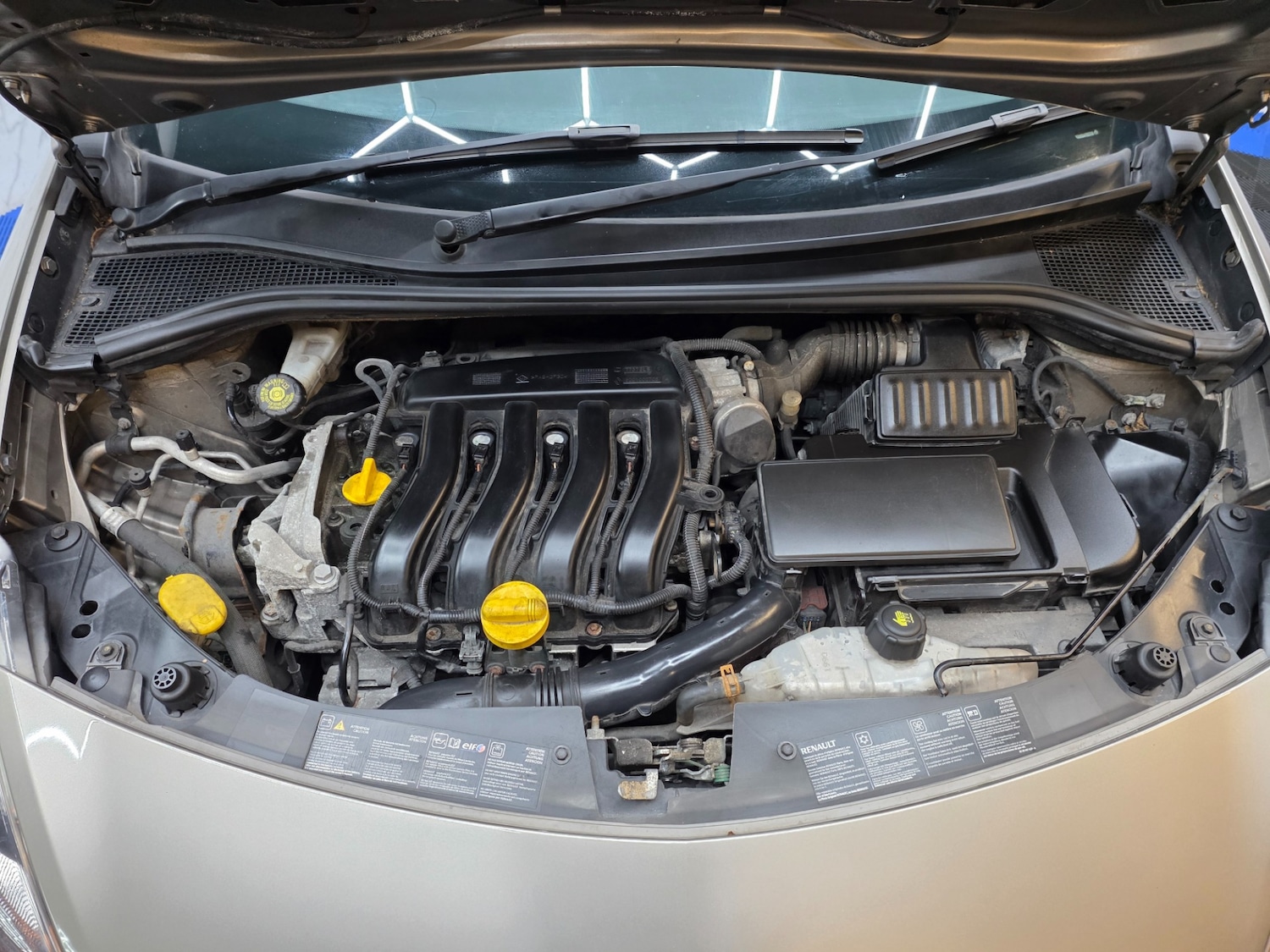 Used Renault Clio 2012 for sale - 77648234: Photo 22