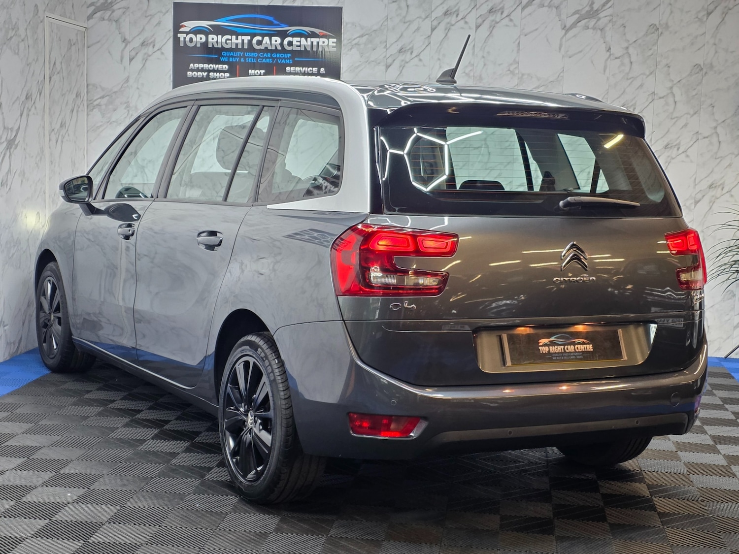 Used Citroen Grand C4 Picasso 2017 for sale - 77891852: Photo 5