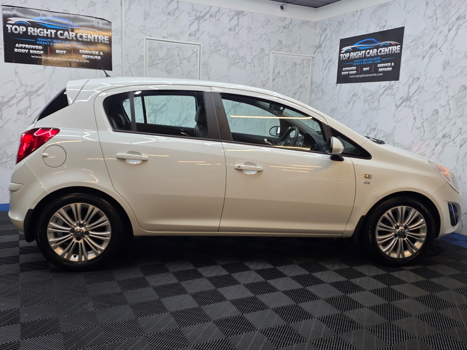 Used Vauxhall Corsa 2013 for sale - 77529245: Photo 11