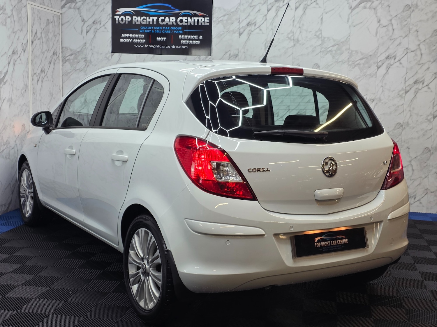 Used Vauxhall Corsa 2013 for sale - 77529245: Photo 8