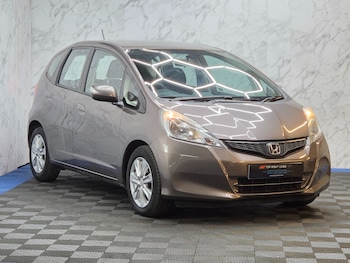 Used Honda Jazz 2013 for sale - 79367630: Photo