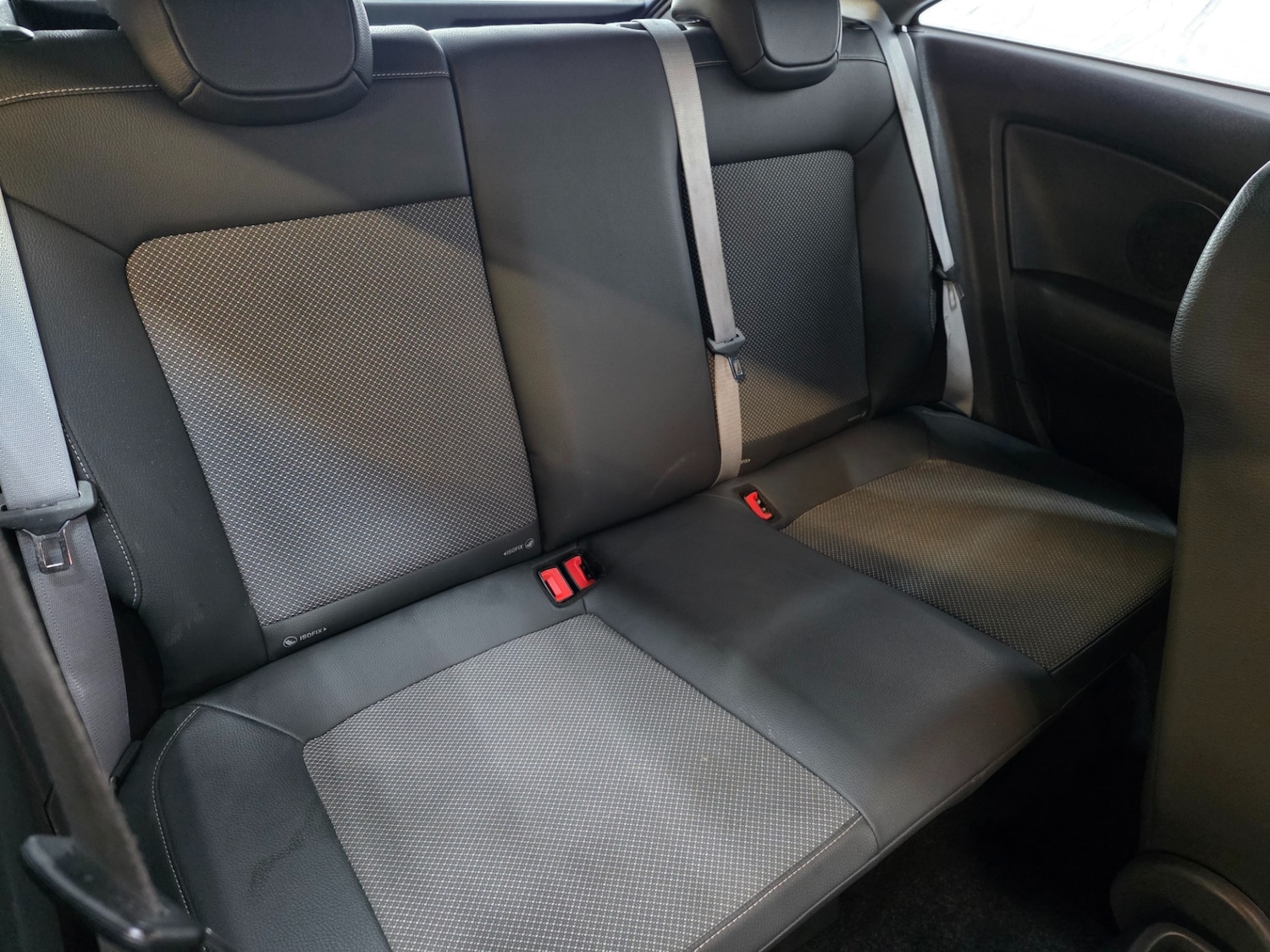 Used Vauxhall Corsa 2010 for sale - 77240768: Photo 16