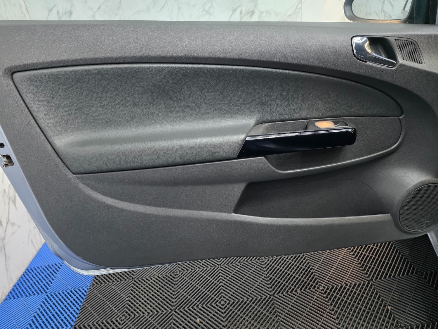 Used Vauxhall Corsa 2010 for sale - 77240768: Photo 18