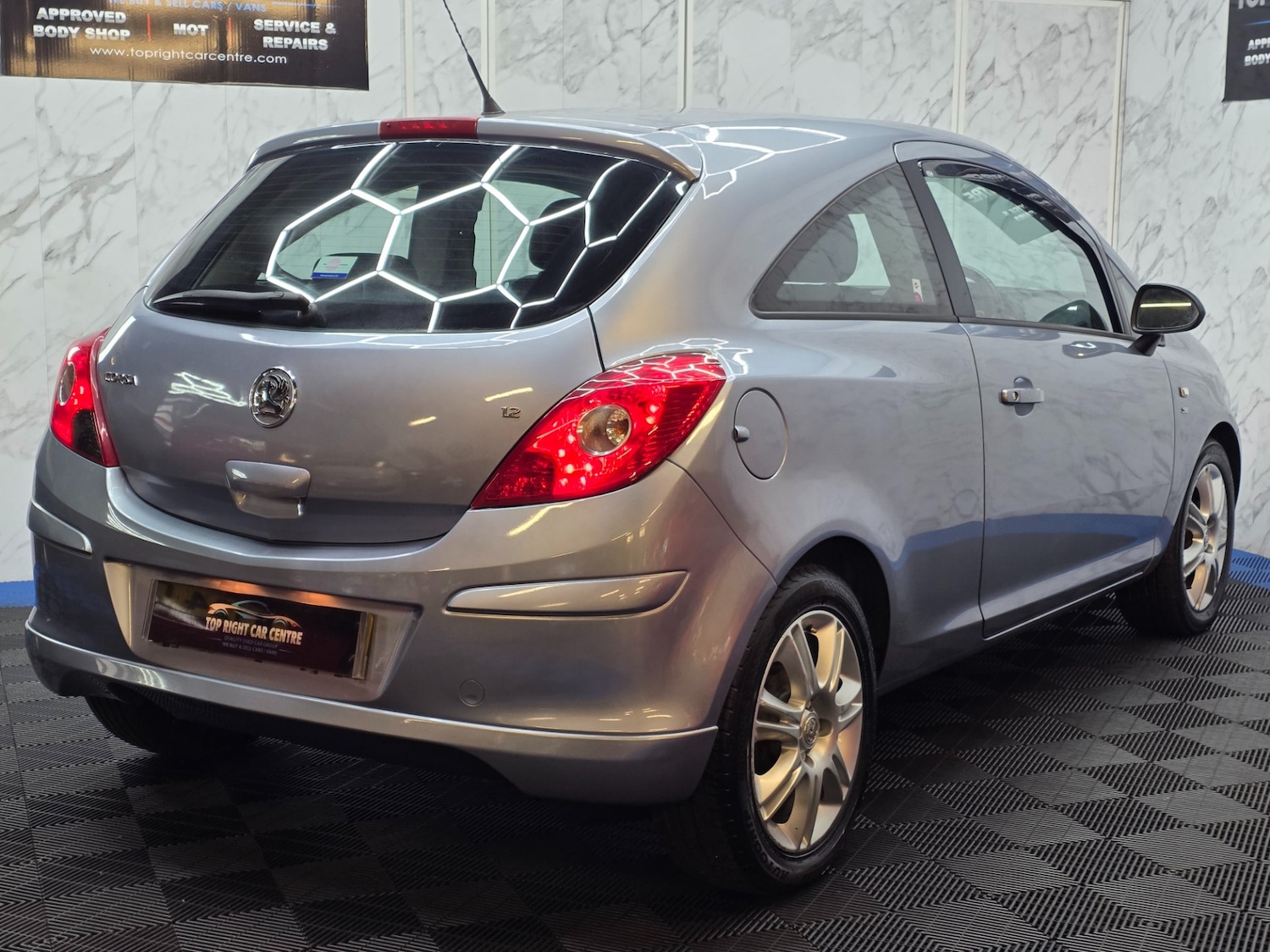 Used Vauxhall Corsa 2010 for sale - 77240768: Photo 7