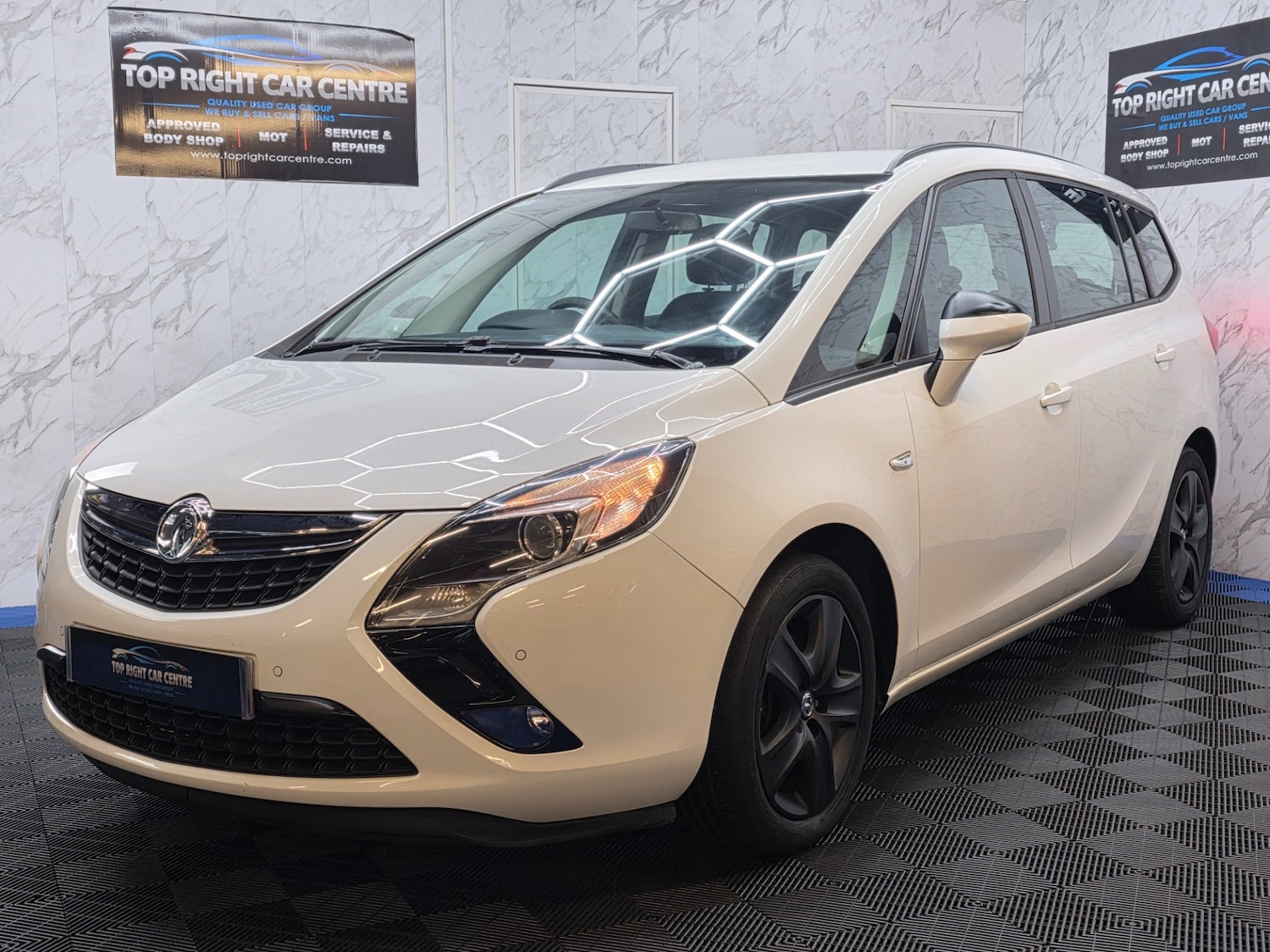 Used Vauxhall Zafira 2016 for sale - 77058552: Photo 5