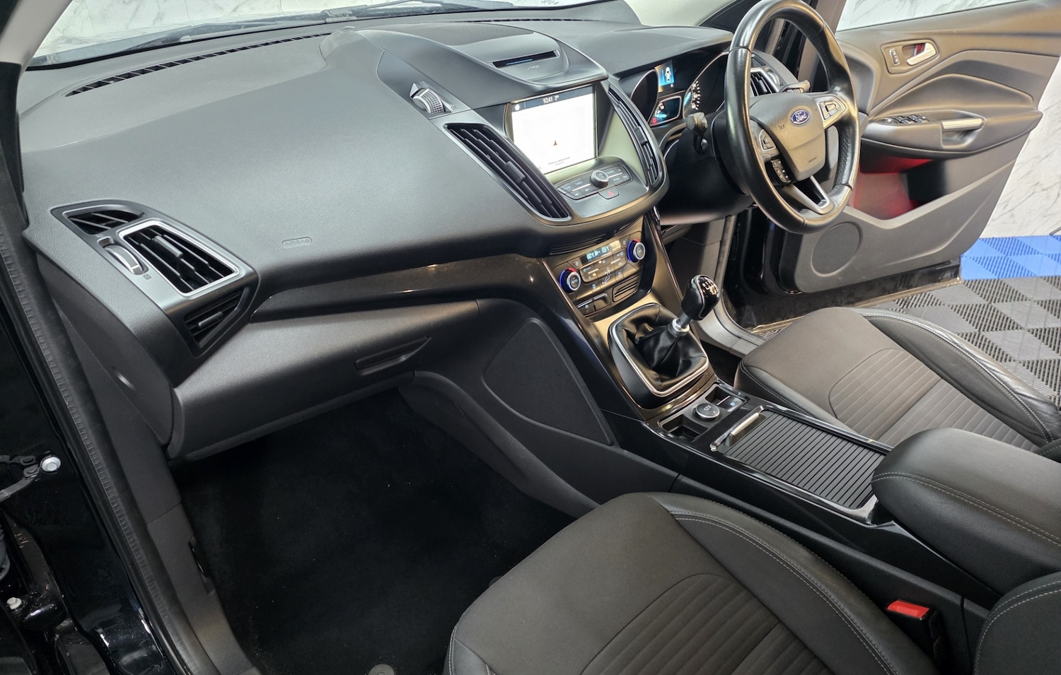 Used Ford Kuga 2017 for sale - 77242007: Photo 15