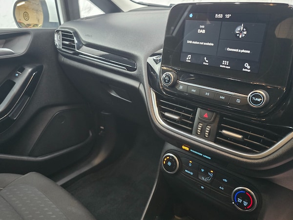 Used Ford Fiesta 2018 for sale - 76143918: Photo 15