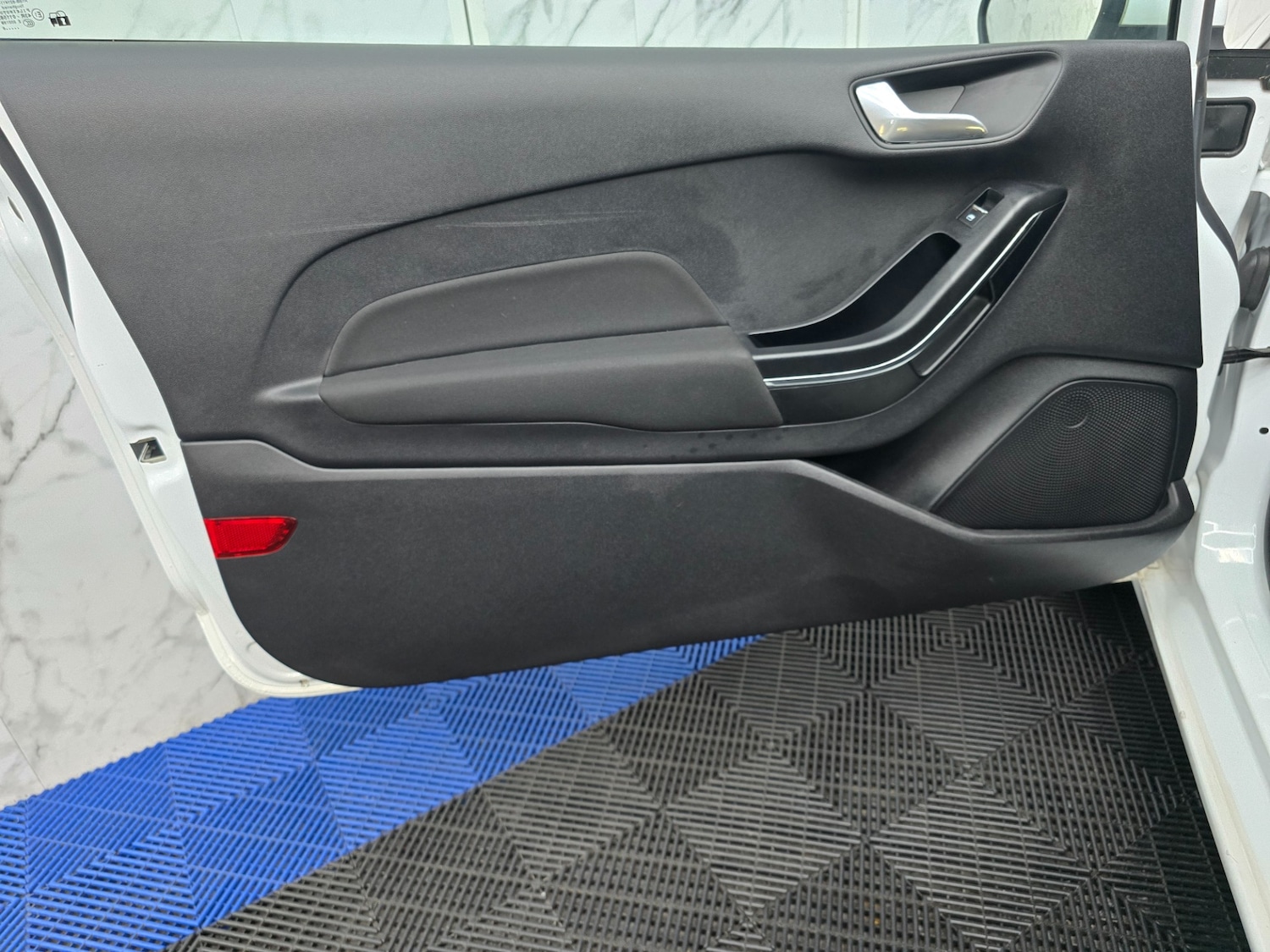 Used Ford Fiesta 2018 for sale - 76143918: Photo 22