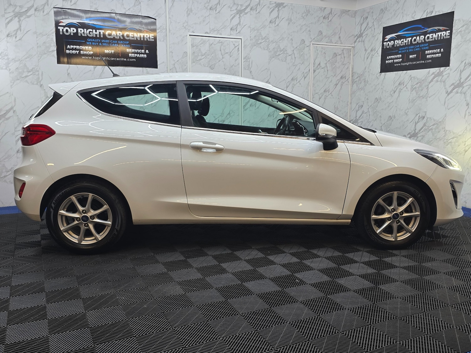 Used Ford Fiesta 2018 for sale - 76143918: Photo 9