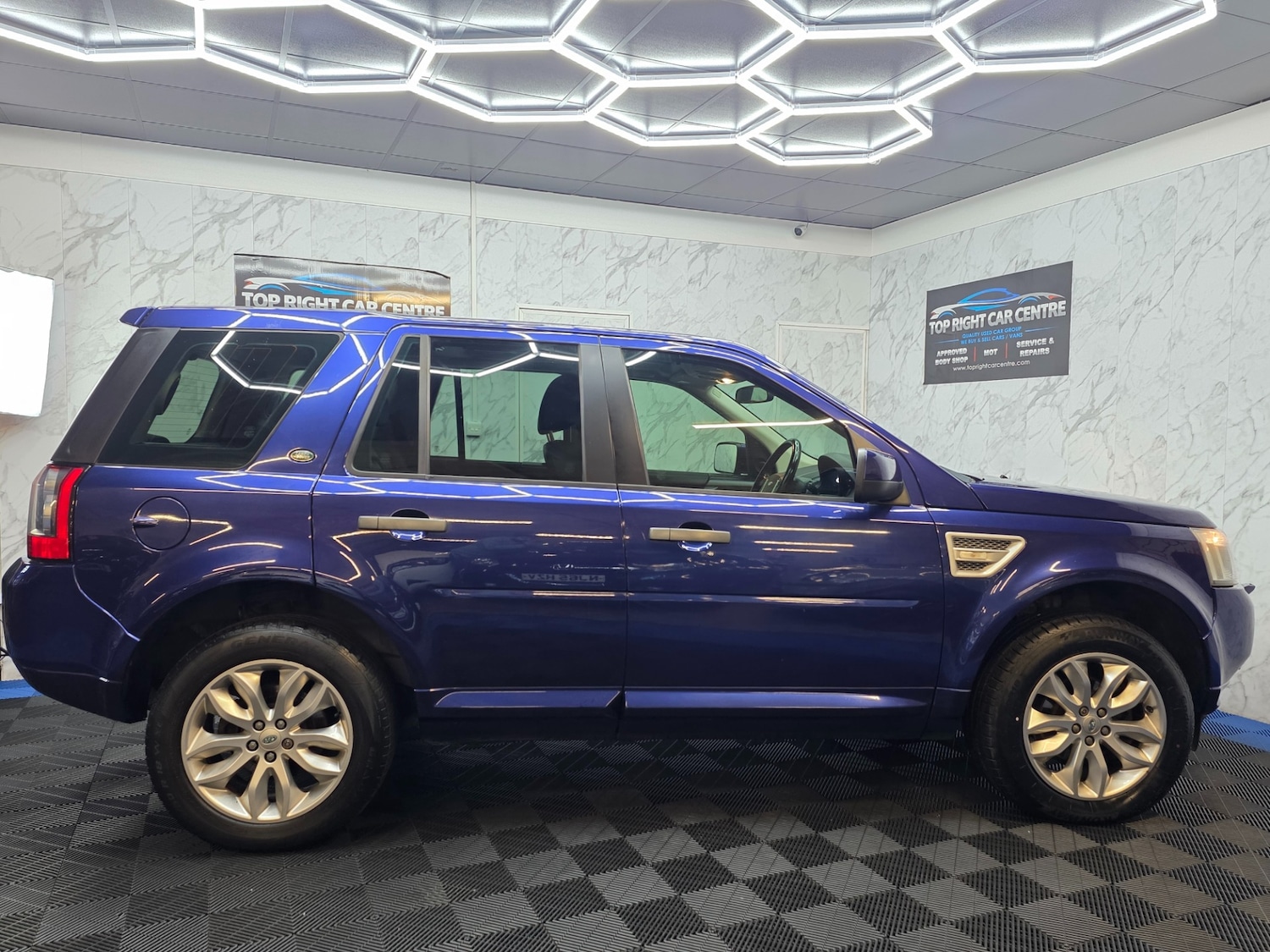 Used Land Rover Freelander 2011 for sale - 76671082: Photo 9