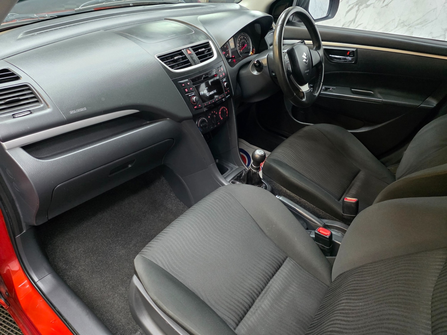 Used Suzuki Swift 2011 for sale - 77773017: Photo 15