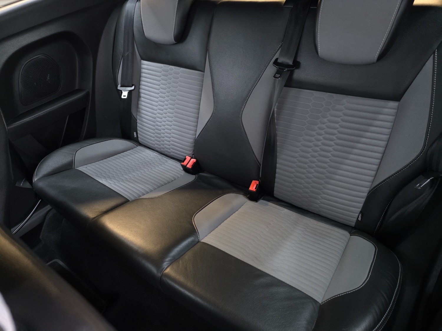 Used Ford Fiesta 2015 for sale - 78210172: Photo 18