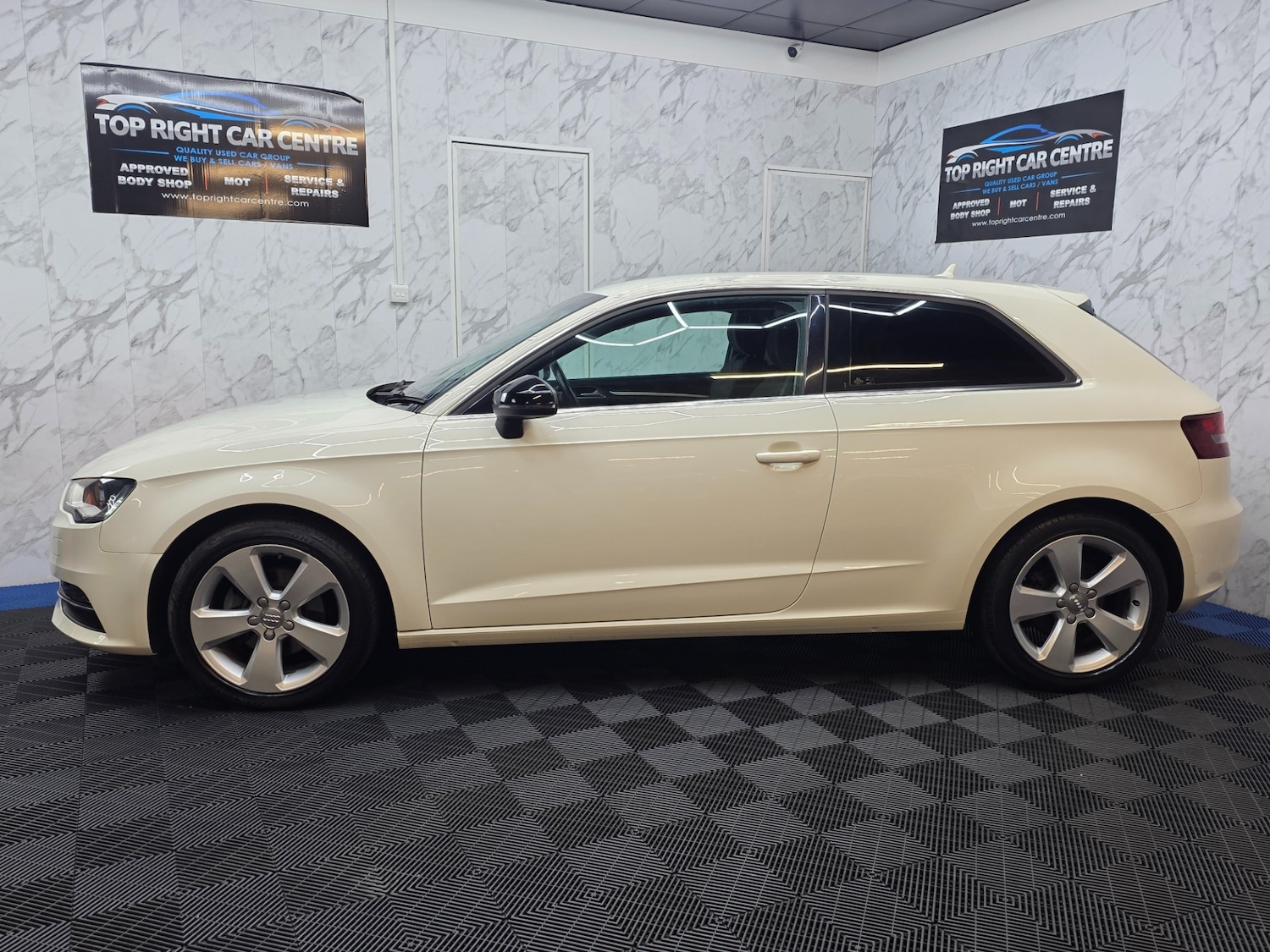 Used Audi A3 2014 for sale - 77915296: Photo 11