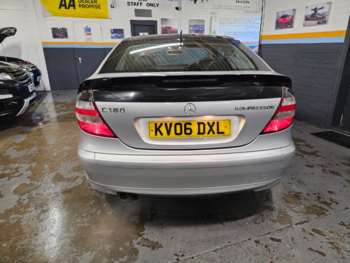 Used Mercedes-Benz C-Class 2006 for sale - 70980199: Photo