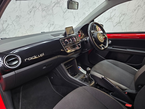 Used Volkswagen up! 2014 for sale - 75074058: Photo 14