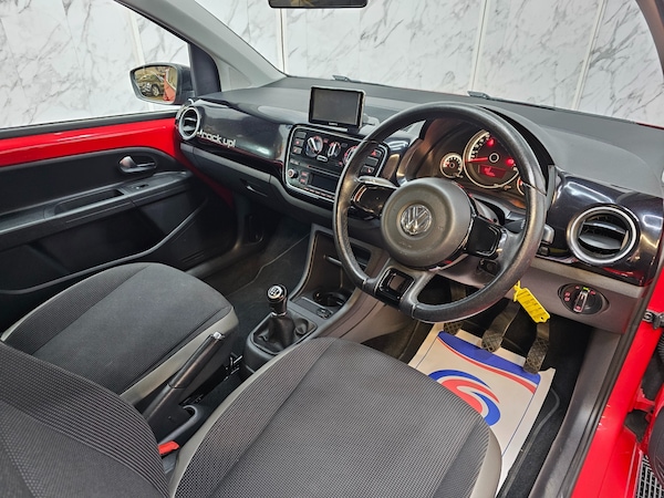 Used Volkswagen up! 2014 for sale - 75074058: Photo 15