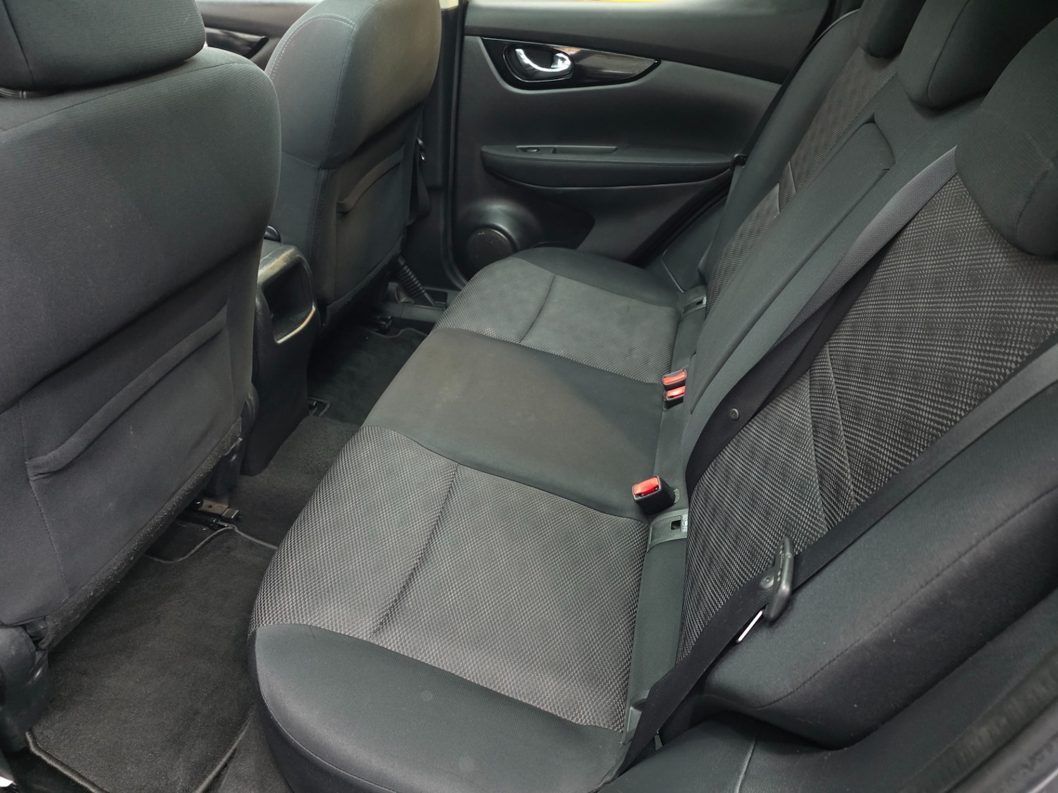 Used Nissan Qashqai 2015 for sale - 77240393: Photo 21