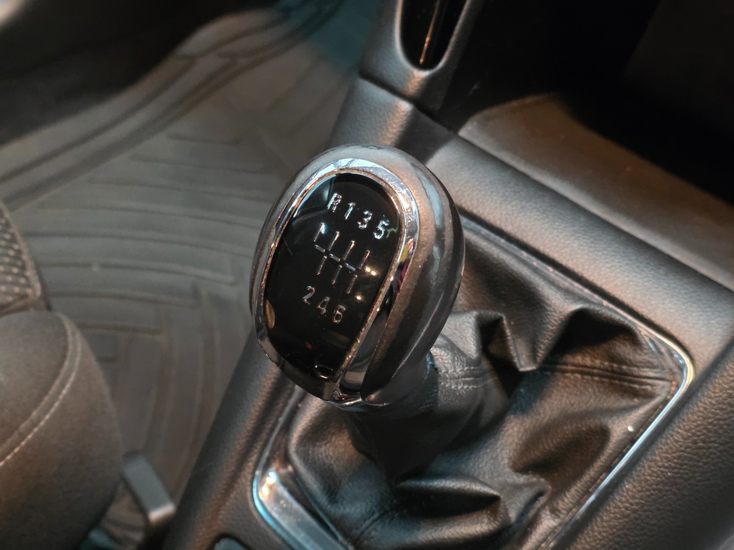 Used Vauxhall Zafira Tourer 2014 for sale - 76669458: Photo 18