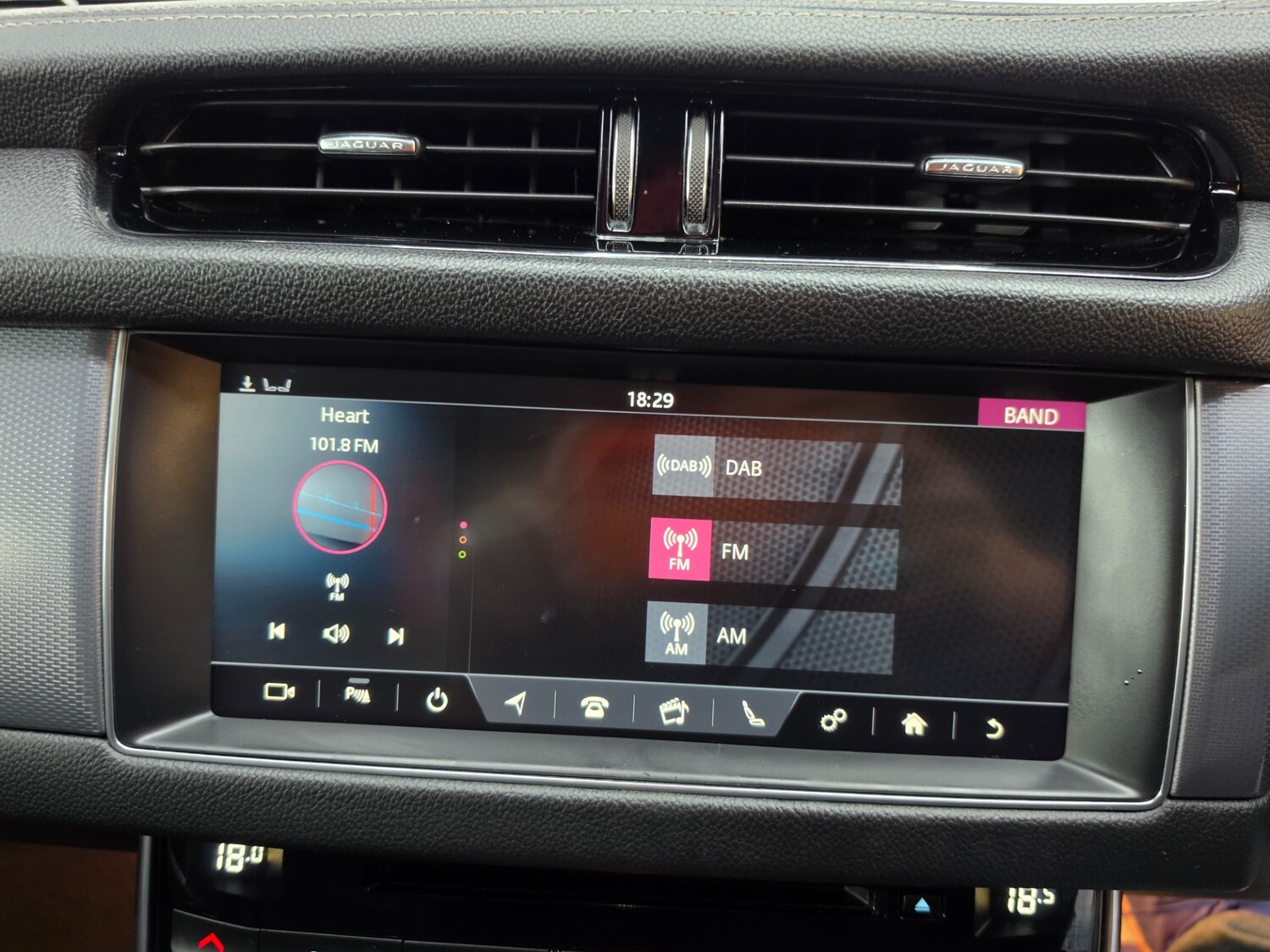 Used Jaguar XF 2016 for sale - 78176618: Photo 21