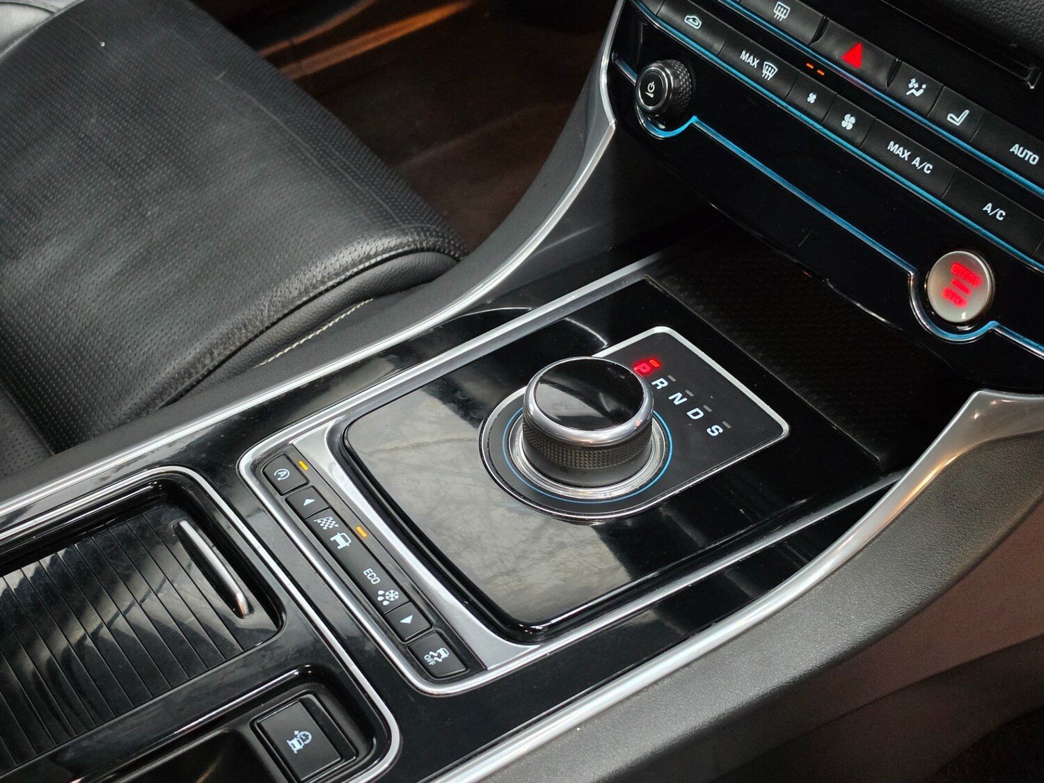 Used Jaguar XF 2016 for sale - 78176618: Photo 22